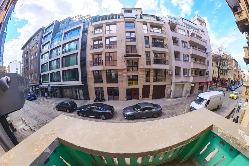 The Green Apartment In The Heart Of Old Sofia 1Bdr Exterior photo